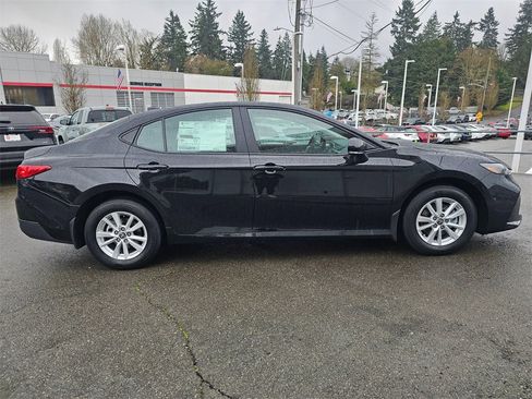 New 2026 Toyota Camry LE image 8