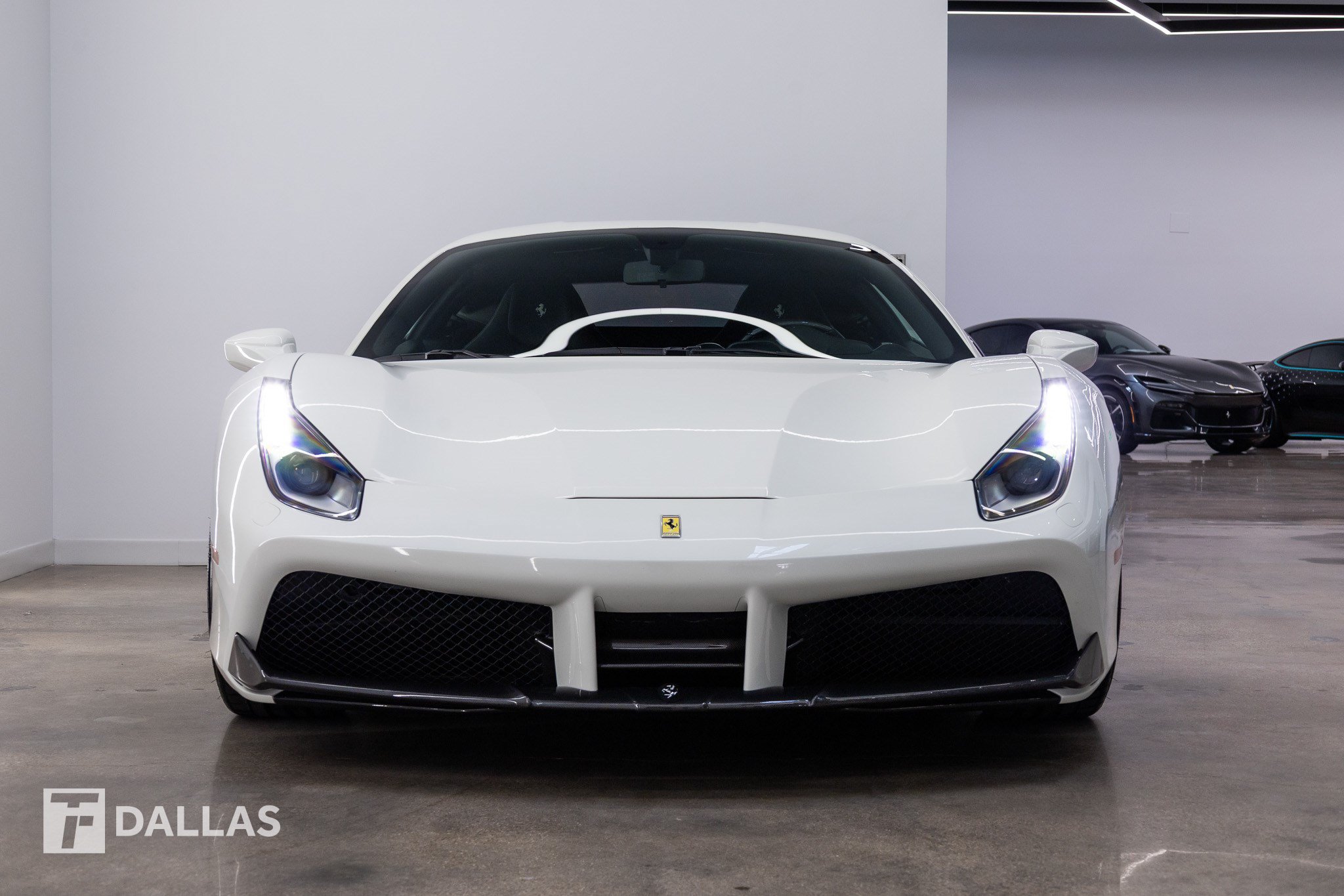 Used 2017 Ferrari 488 GTB RWD image 24