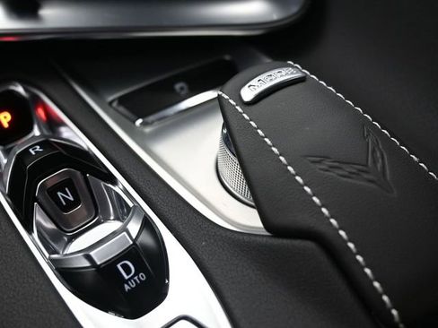 Used 2025 Chevrolet Corvette Stingray Coupe w/ Z51 Performance Package image 25