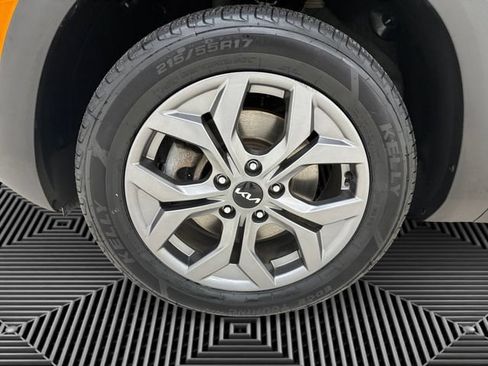Used 2024 Kia Seltos S AWD/4WD image 9