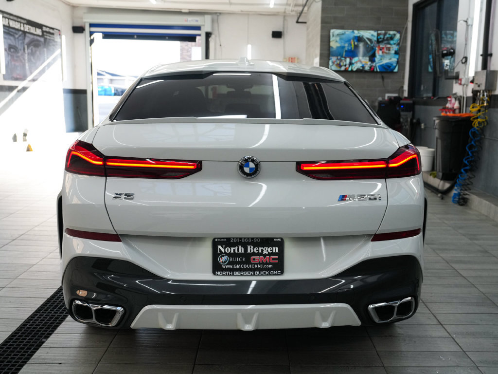 Used 2025 BMW X6 M60i w/ Parking Assistance Package AWD/4WD image 7
