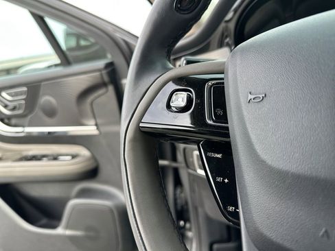 Used 2024 Lincoln Corsair Reserve w/ Equipment Group 201A image 20