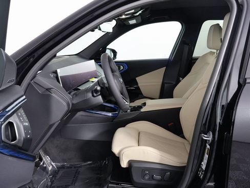 New 2026 BMW X3 xDrive30i w/ Premium Package AWD/4WD image 5