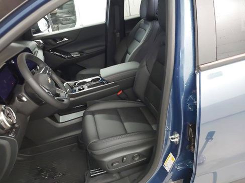 New 2026 Chevrolet Equinox LT image 23