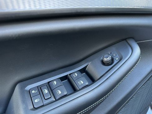 New 2025 Jeep Grand Cherokee Laredo X w/ Luxury Tech Group I image 19