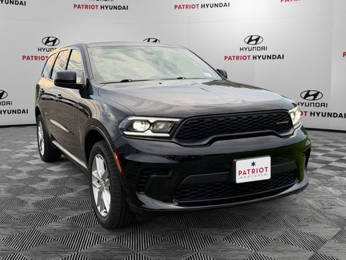 Used 2025 Dodge Durango GT AWD/4WD image 1