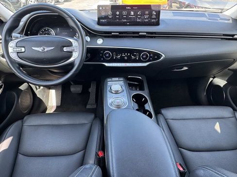Used 2025 Genesis GV70 2.5T AWD/4WD image 23