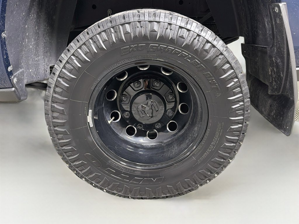Used 2023 RAM 3500 Laramie w/ Night Edition AWD/4WD image 33