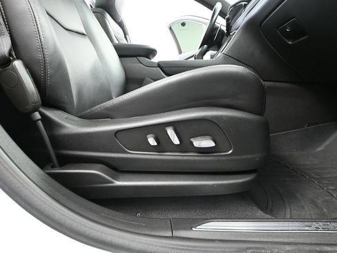 Used 2023 Cadillac XT5 Sportv AWD/4WD image 50
