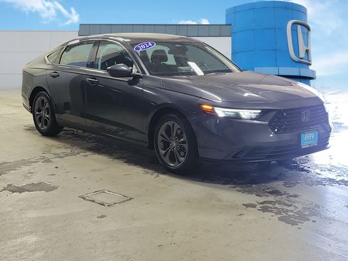 Used 2024 Honda Accord EX image 32
