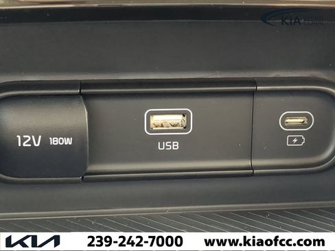 New 2025 Kia Sportage LX image 20