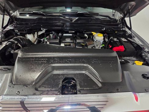 Used 2024 RAM 3500 Tradesman w/ Chrome Appearance Group image 94