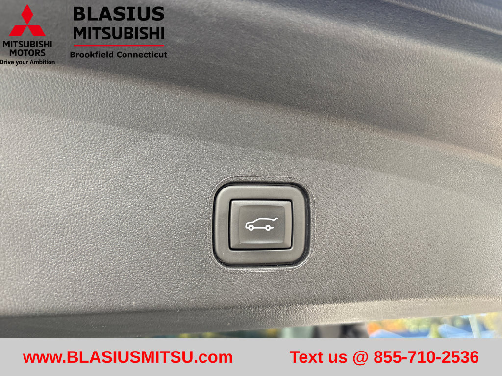 Used 2024 Cadillac Lyriq Luxury AWD/4WD image 64