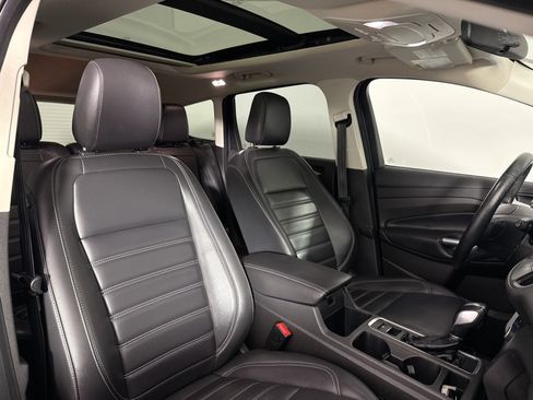 Used 2019 Ford Escape SEL AWD/4WD image 32