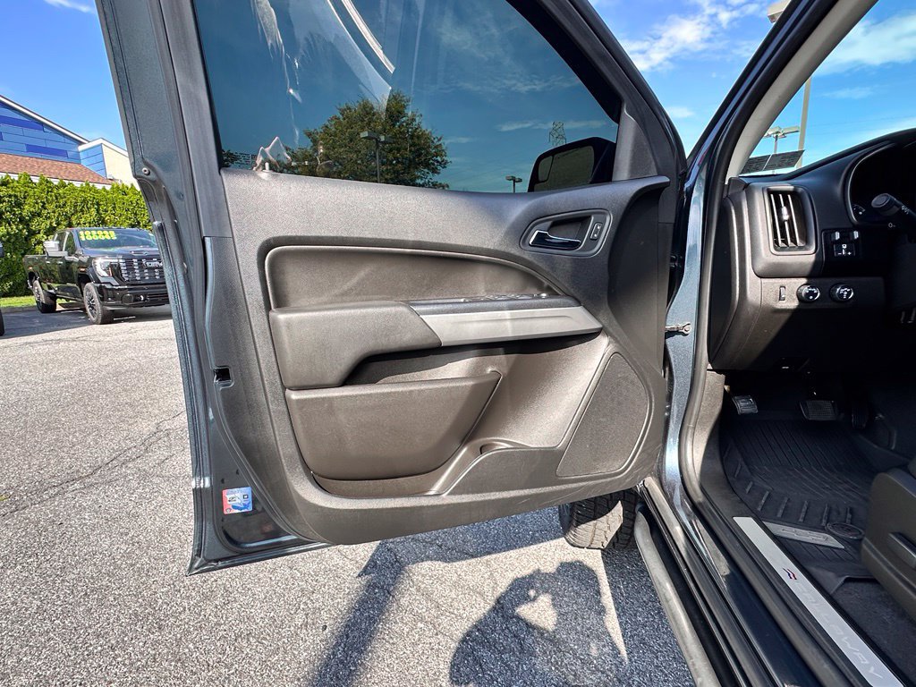 Used 2020 Chevrolet Colorado ZR2 AWD/4WD image 22