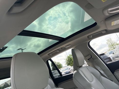 Used 2023 Volvo XC90 B6 Plus w/ Protection Package Premier image 14