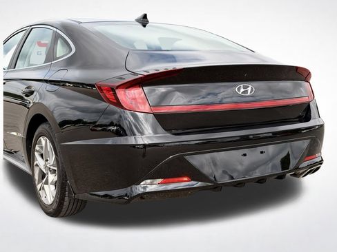 Used 2023 Hyundai Sonata SEL w/ Winter Weather Package FWD image 5