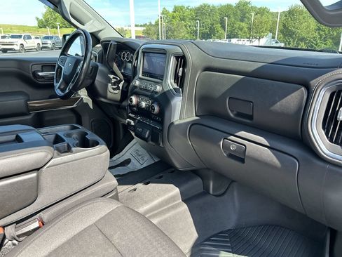 Used 2021 Chevrolet Silverado 1500 RST AWD/4WD image 17