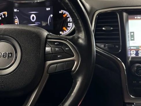 Used 2018 Jeep Grand Cherokee Altitude image 37
