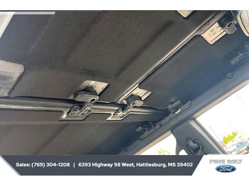 New 2025 Ford Bronco 4-Door w/ Sasquatch Package AWD/4WD image 16