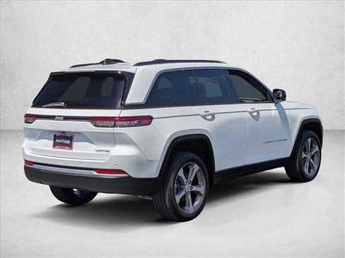 New 2026 Jeep Grand Cherokee Limited RWD image 2