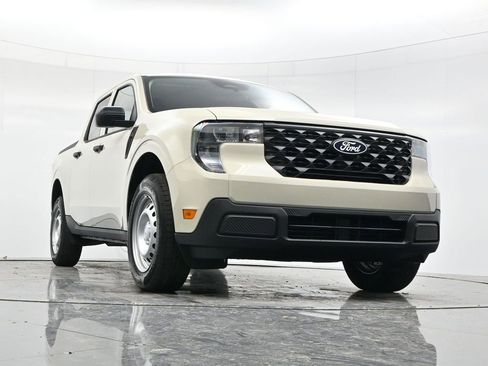 New 2025 Ford Maverick XL w/ 4K Tow Package image 46