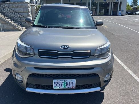 Used 2017 Kia Soul + FWD image 2