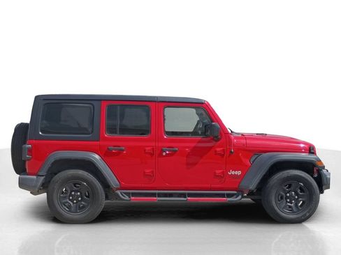 Used 2018 Jeep Wrangler Unlimited Sport AWD/4WD image 4
