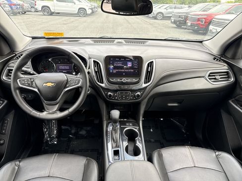 Used 2022 Chevrolet Equinox Premier FWD image 24