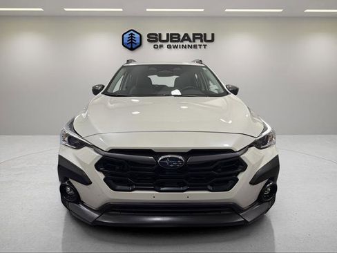 Used 2024 Subaru Crosstrek 2.0i Premium w/ Crosstrek Mirror Package AWD/4WD image 8
