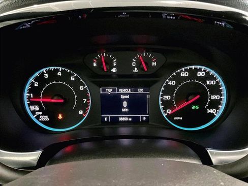 Used 2023 Chevrolet Traverse LT FWD image 22