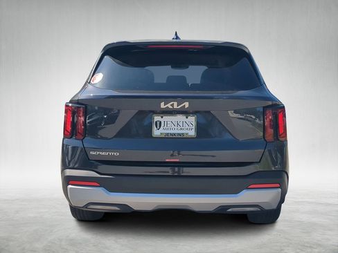 New 2026 Kia Sorento LX image 4