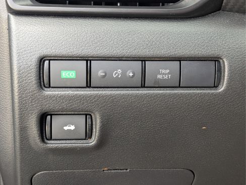 Used 2021 Nissan Sentra S FWD image 29
