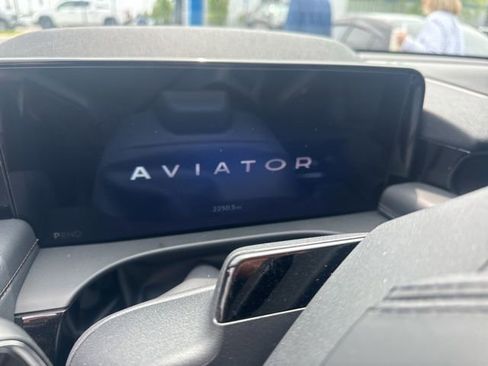 Used 2026 Lincoln Aviator Reserve AWD/4WD image 8