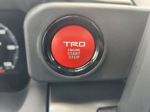 Certified 2024 Toyota Tacoma TRD Sport image 20