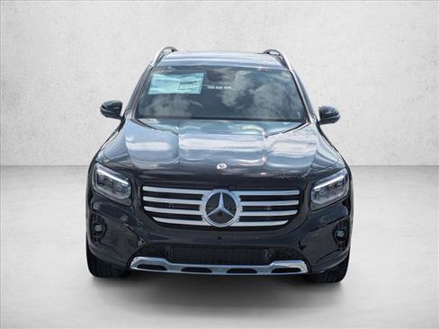 Certified 2026 Mercedes-Benz GLB 250 4MATIC image 2