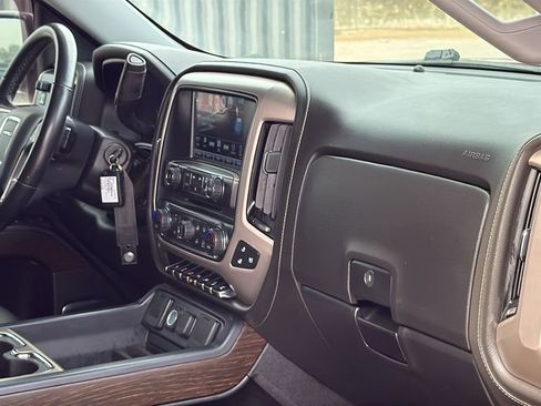 Used 2018 GMC Sierra 1500 Denali RWD image 31