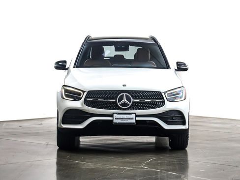 Used 2022 Mercedes-Benz GLC 300 image 3
