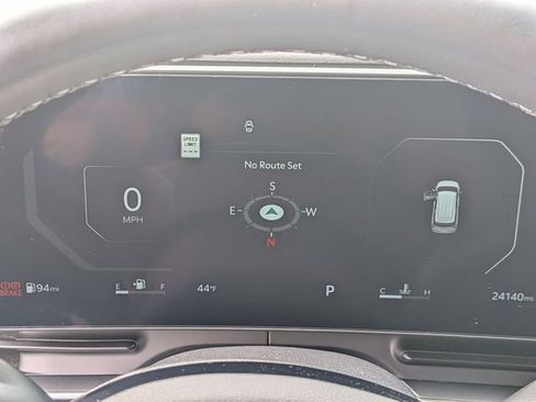 Used 2025 Kia Carnival SX Prestige FWD image 18