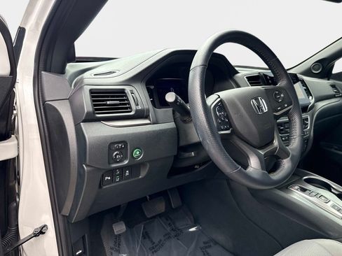 Used 2023 Honda Passport EX-L image 18