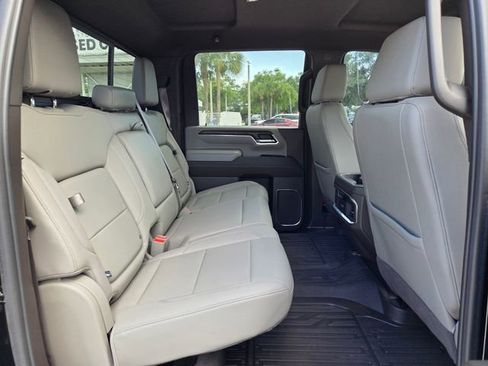 Used 2024 GMC Sierra 2500 SLT w/ SLT Premium Package AWD/4WD image 20