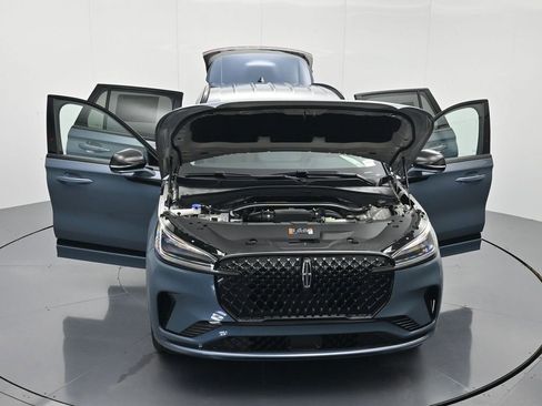 New 2026 Lincoln Aviator 2WD w/ Jet Appearance Package image 44