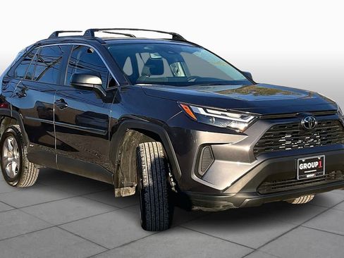 Used 2025 Toyota RAV4 LE image 3