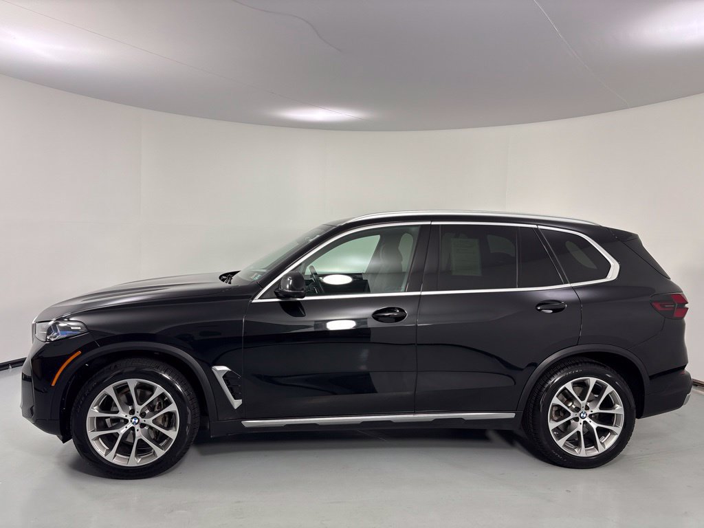 Certified 2024 BMW X5 xDrive40i w/ Premium Package AWD/4WD image 5