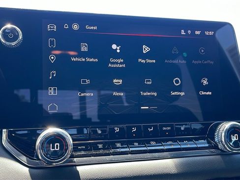 New 2025 GMC Canyon Elevation w/ Convenience Package image 16