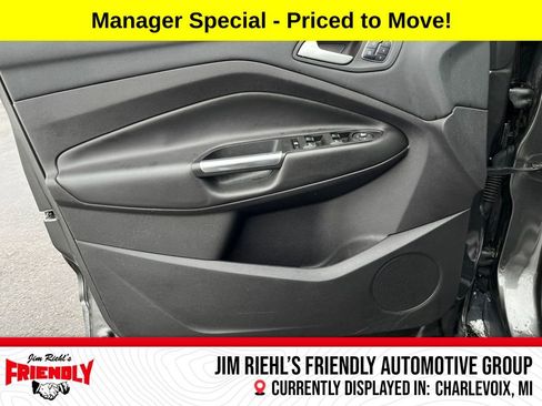 Used 2016 Ford Escape Titanium image 10