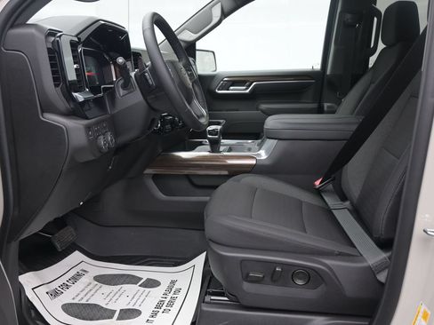 New 2026 Chevrolet Silverado 1500 RST AWD/4WD image 14