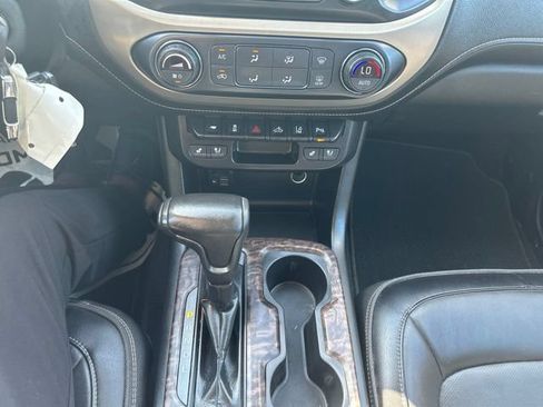 Used 2021 GMC Canyon Denali AWD/4WD image 17