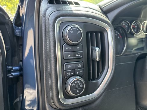 Used 2019 Chevrolet Silverado 1500 LTZ w/ LTZ Plus Package AWD/4WD image 10