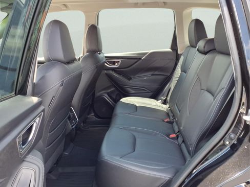 Certified 2023 Subaru Forester Touring AWD/4WD image 8